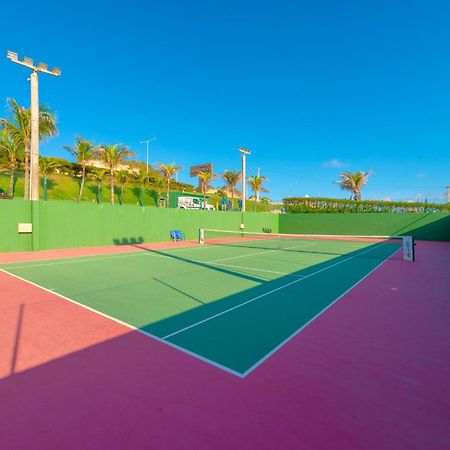 Ocean Palace All Inclusive Premium Натал Экстерьер фото Tennis courts at the Atlantis Paradise Island