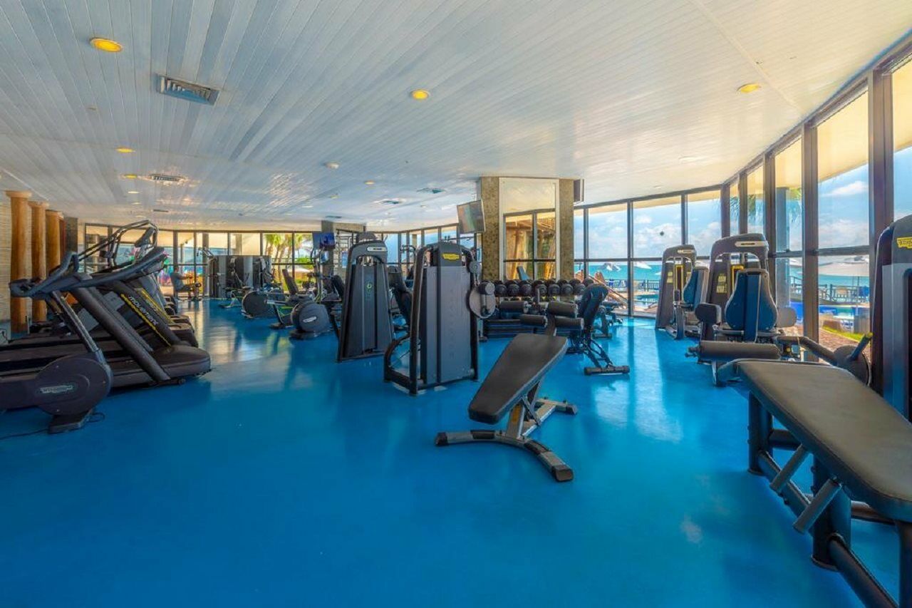 Ocean Palace All Inclusive Premium Натал Экстерьер фото The gym at the hotel
