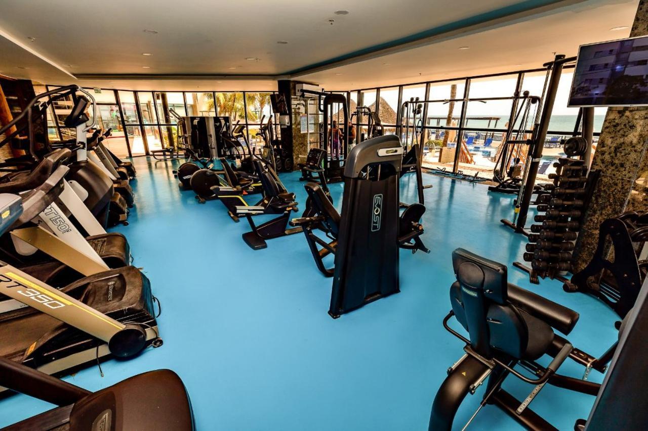 Ocean Palace All Inclusive Premium Натал Экстерьер фото The gym at the hotel